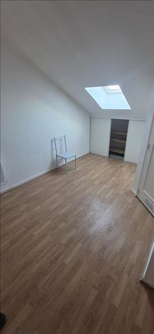 1 pièce - 33,99 m² - 1er étage - Colocation autorisée - Photo 5