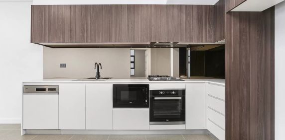 MGM MARTIN - AIR CONDITIONED TWO BEDROOM APARTMENT - Photo 2