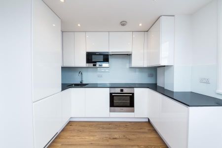 2 bedroom flat to rent - Photo 3