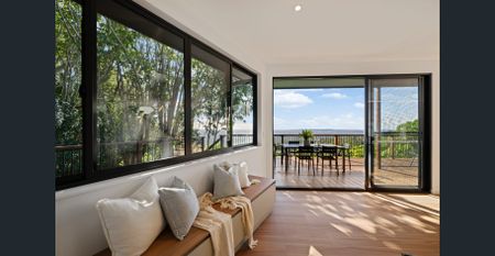 Modern Luxury Montville Home with Spectacular Views and Premium Inclusions - Photo 2