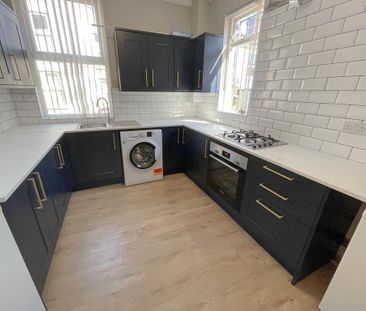 4 bedroom house to rent - Photo 2