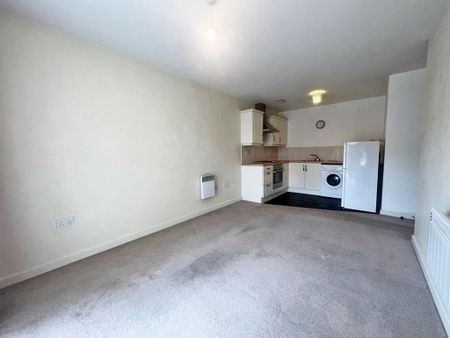 2 bedroom apartment to rent - Photo 4