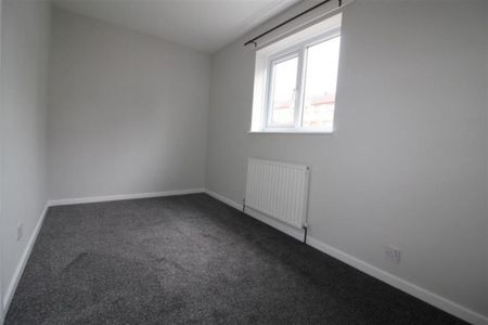 Musgrave Mount, Bramley, Leeds, LS13 2QL - Photo 5