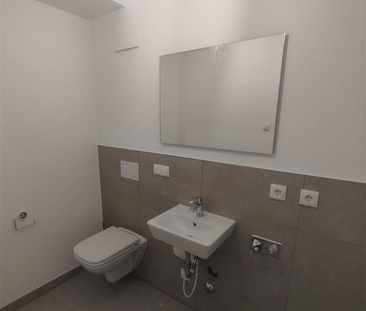 Moderne 3-Zimmer-Mietwohnung mit Einbauküche - Photo 1