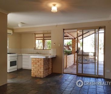 4x2 House in Huntingdal with Outdoor Entertainment Area - Photo 4