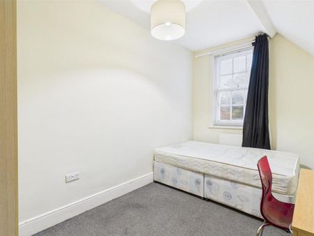 1 bedroom in a house share to rent - Photo 5