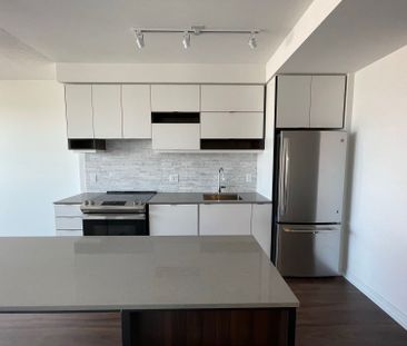 For Lease - 4065 Confederation Parkway Unit# 3305, Mississauga, Ont... - Photo 1