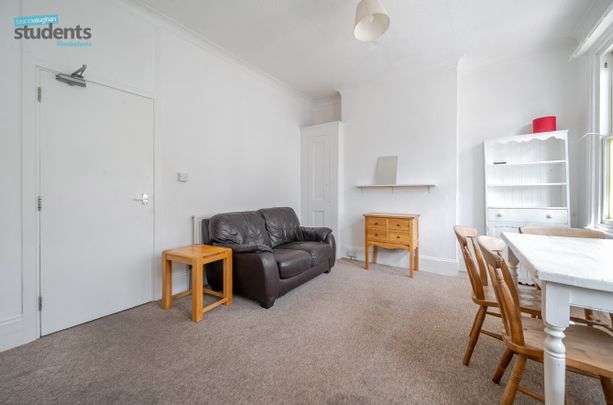 3 bedroom terraced maisonette to rent - Photo 1