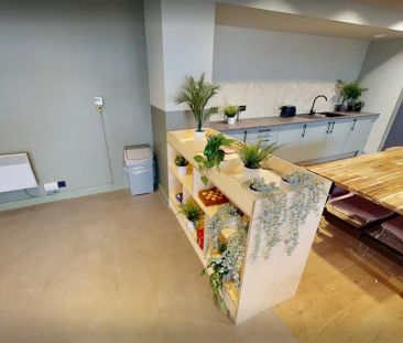Extra Large En-Suite - Standard Level - Photo 5