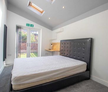 5 bedroom townhouse to rent - Photo 1