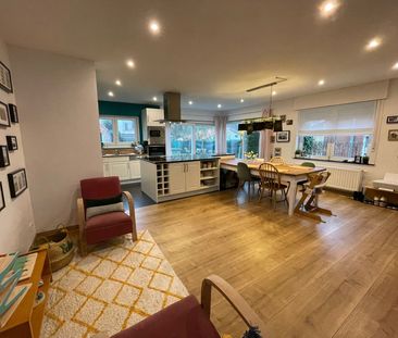 Maison 3 façades à 1180 Uccle  Loyer: 1 950 € - Photo 4