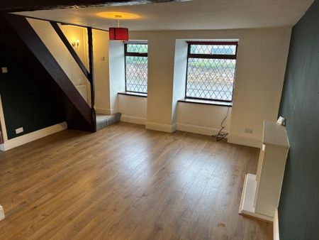 3 bedroom semi-detached house to rent - Photo 4