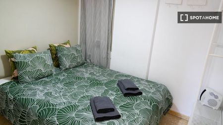 4 room luxury Apartment for rent in Barcelona, Catalonia - Photo 4