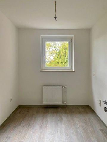 Sanierte und renovierte 3-Zimmer-Wohnung mit Duschbad - Foto 2