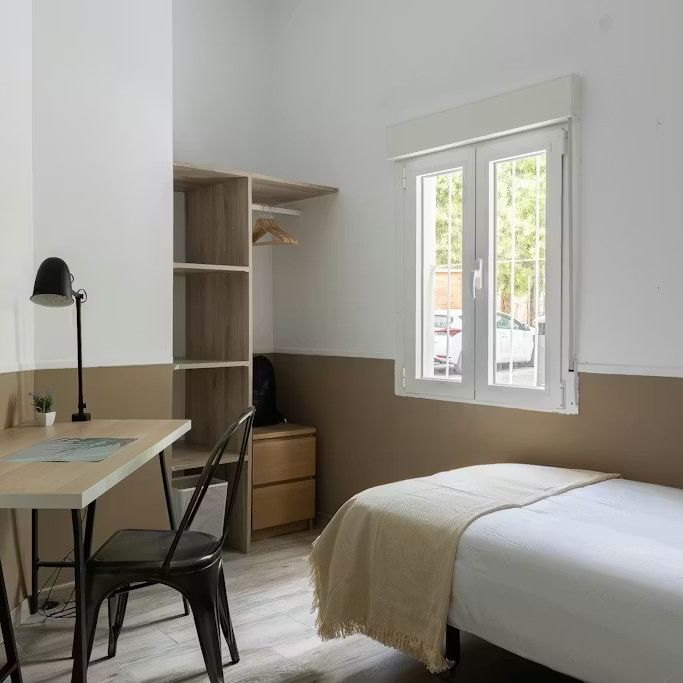 Calle Daoíz, Getafe, Community of Madrid 28903 - Photo 1