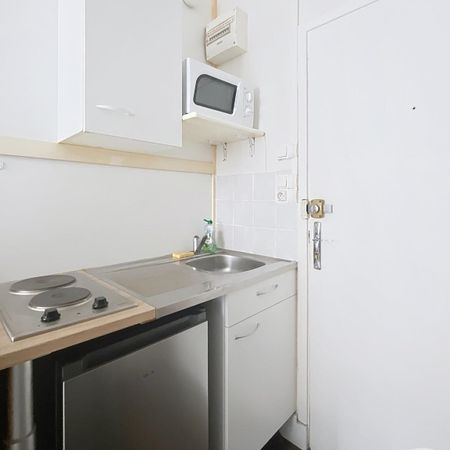 Location Appartement 1 pièce 12m² CHAMALIERES 63400 - Photo 3