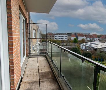 Appartement te huur in Sint-Andries voor € 795 met 2 slaapkamers - Photo 6