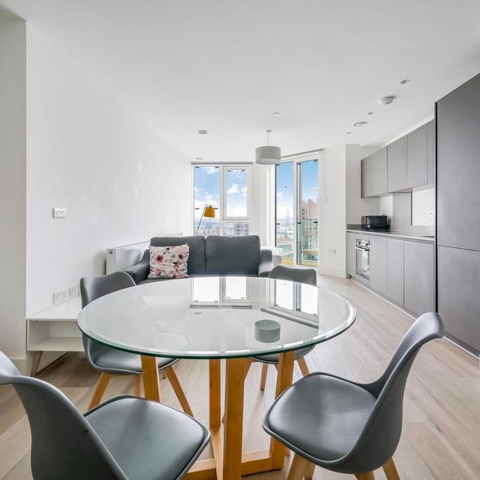 Studio to rent - Photo 1