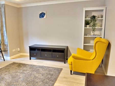 2 Bed Flat, Duff Road, EH11 - Photo 4