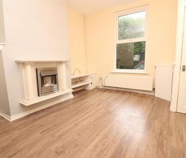 2 bedroom House To Let - Photo 1