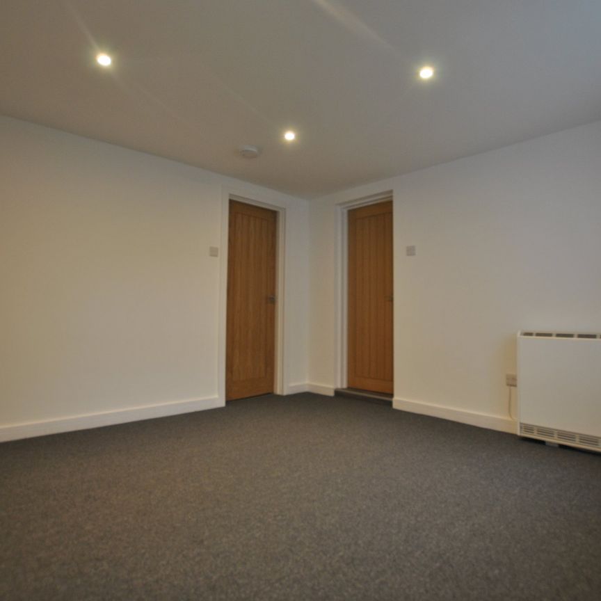 Albion Road, Gravesend, London - Photo 1