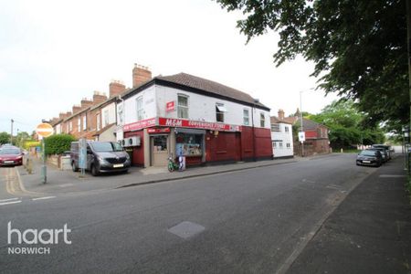 1 bedroom in a house share to rent - Photo 3