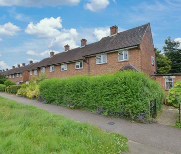 Newhouse Crescent, Watford, Hertfordshire, WD25 - Photo 2