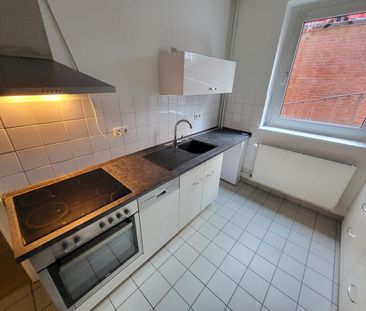 Zentrale Lage: Gepflegte 3-Zimmer-Wohnung mit Terrasse in der Lübec... - Foto 1