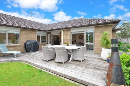 ONE LEVEL LIVING AT IT'S BEST- MILLWATER 4 BEDROOM! - Photo 2