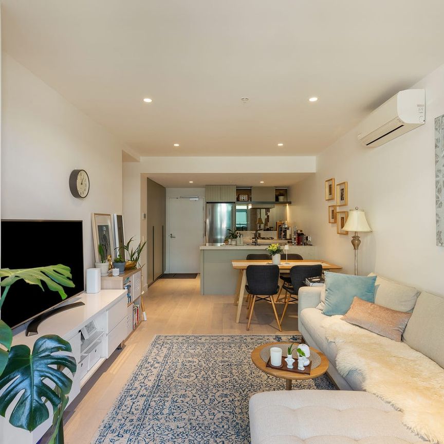 Fully Furnished Luxury Living in Prestigious Hawthorn Park - Photo 1