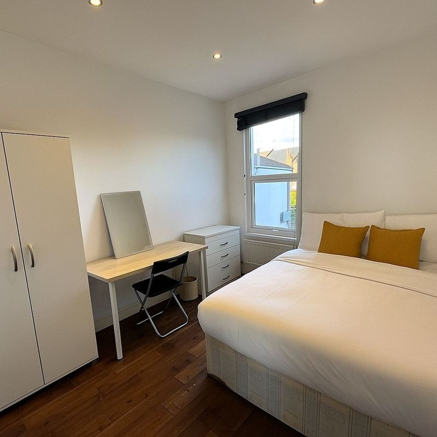 Room in a Shared House, Rucklidge Avenue, NW10 - Photo 1