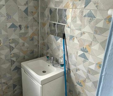Fort de France - Appartement - F1 - Photo 3