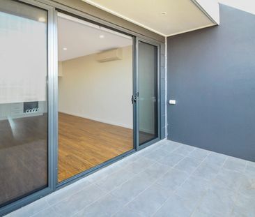 Stunning Two Bedroom Townhouse - Photo 1