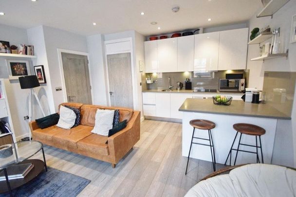 1 bedroom apartment to rent - Photo 1