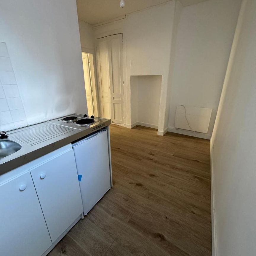 Location Appartement 1 pièce 27m² LE HAVRE 76600 - Photo 1