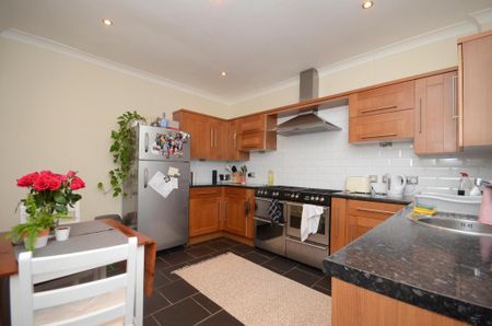 1 bedroom semi-detached house to rent - Photo 2