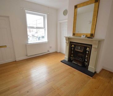 2 bedroom house to rent - Photo 1