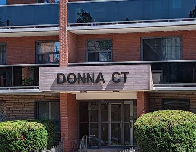 Donna Court | 55 Victoria Ave. S., Hamilton - Photo 1