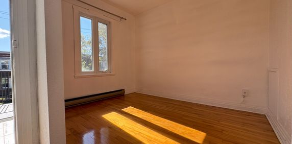 4 Et 1/2 (2 Chambres Fermées), Cremazie - Photo 2