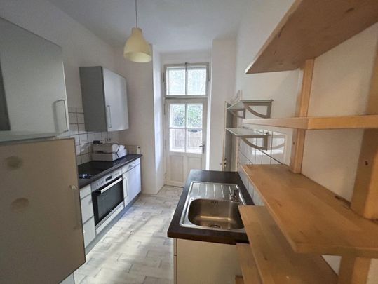 Wunderschöner Altbau mit Balkon! - Photo 1