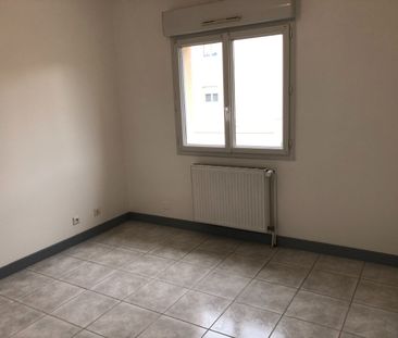 Location Appartement 2 pièces 39m² - Photo 4