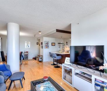 4650 Rue Jean Talon E. - Photo 2
