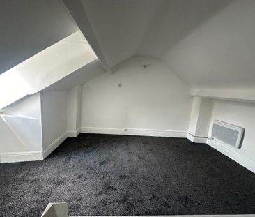 3 bedroom terraced house to rent - Photo 6