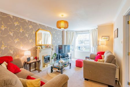 1075L Dicksonfield, Edinburgh, EH7 5NE - Photo 2