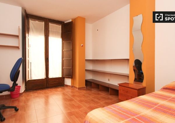 granada, Andalusia 18002