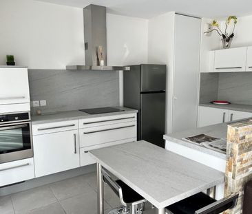 Appartement À Louer 2 Pièces , 47 M² - Photo 2