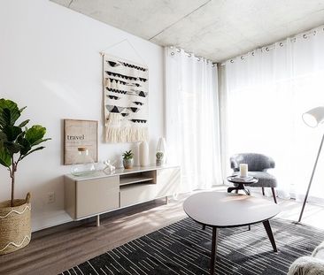 Condo for rent in Montreal - Photo 1