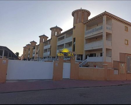 2-BEDROOM PENTHOUSE - ORIHUELA COSTA - Photo 4
