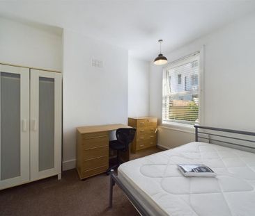 3 bedroom maisonette to rent - Photo 5