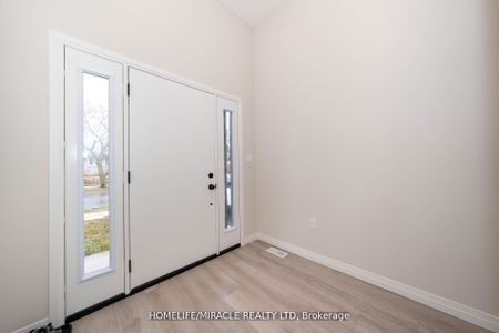 For Lease - 139 Siebert Avenue, Kitchener, Ontario - Photo 2